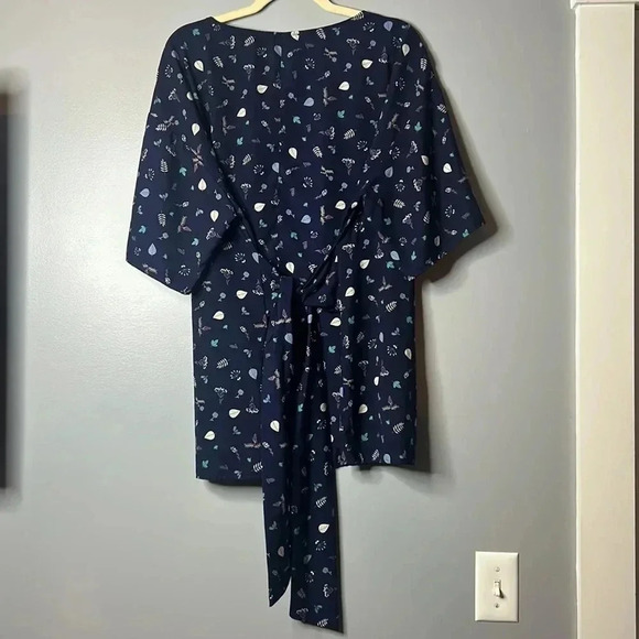 Molly & Isadora navy top size 2X - Picture 5 of 6